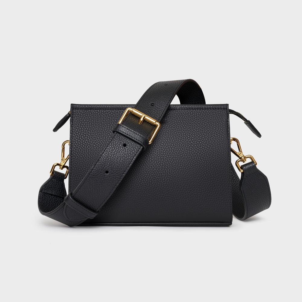 Pouch Crossbody w Wide Strap N.157 Black Pebble Grain